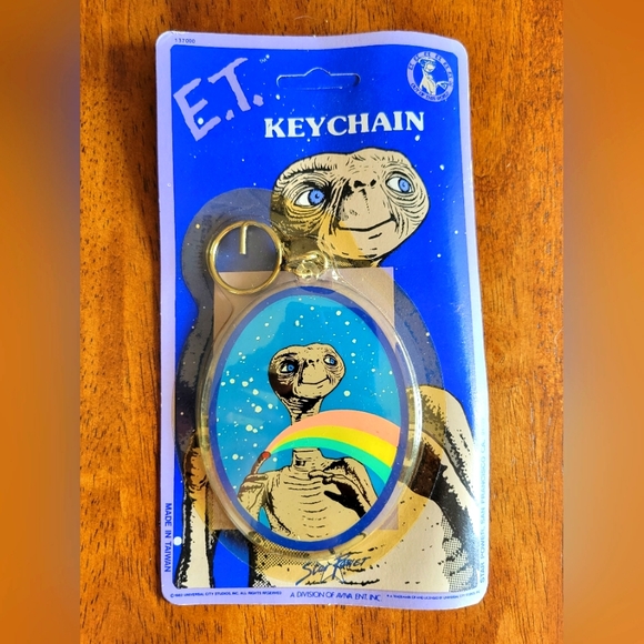 Vintage and Hallmark ET Set - Picture 5 of 9